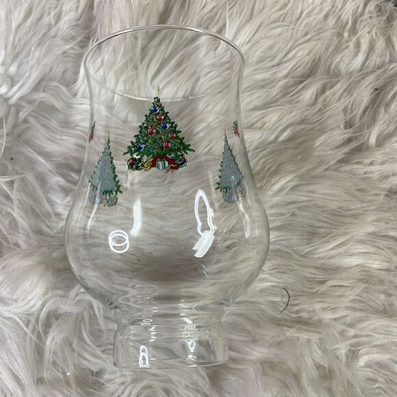 Luminarc Christmas Hurricane Lamp Globe, Clear Glass Holiday Tree Graphic 6 1/2” - Picture 3 of 3